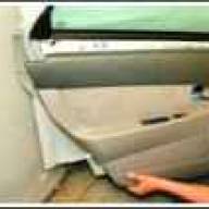 Снятие обивок дверей Лада Приора