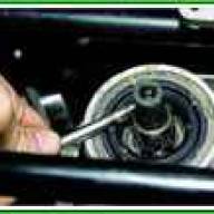 Как заменить сальник ведущей шестерни переднего моста ВАЗ-2121