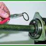 Как заменить подшипники и сальники внутреннего ШРУСа в переднем мосту ВАЗ-2121