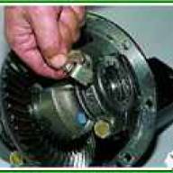 Как разобрать редуктор заднего моста ВАЗ-2121