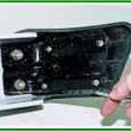 Снятие и разборка переднего и заднего бамперов автомобиля ВАЗ-2121