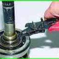 Разборка первичного и вторичного вала коробки передач ВАЗ-2121