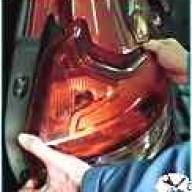 Снятие и установка задних фонарей автомобиля Лада Хрей