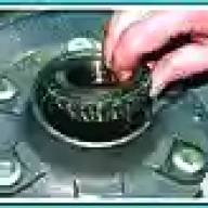 How to replace and adjust the rear wheel bearings of a Gazelle car