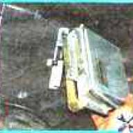 Снятие контроллера ВАЗ-21099